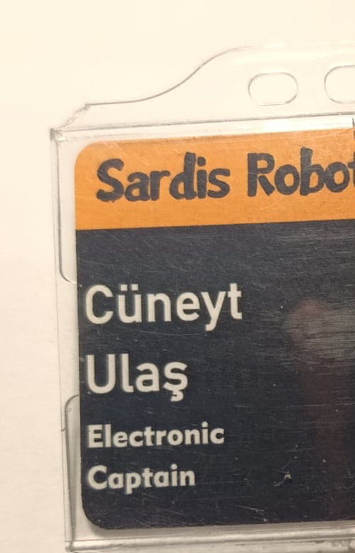Sardis Robotics Elektronik Kaptanı rol kartı; QR kod kadraj dışında bırakılmıştır.